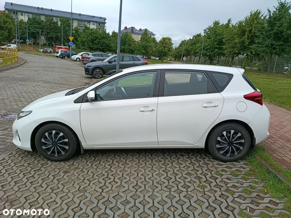 Toyota Auris 1.4 D-4D Active - 4