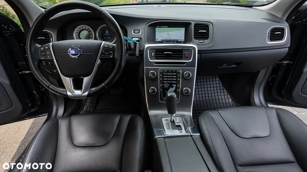 Volvo S60 2.0T Powershift Summum - 26
