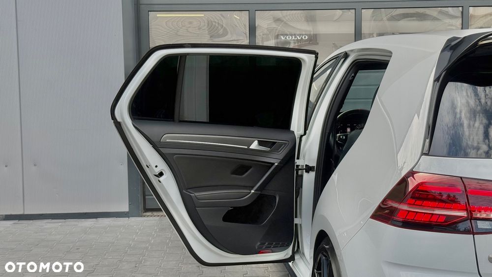 Volkswagen Golf GTD 2.0 TDI SCR DSG - 22