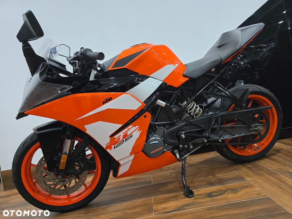 KTM RC 125 - 6