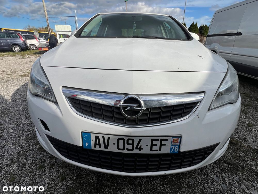 Opel Astra - 2