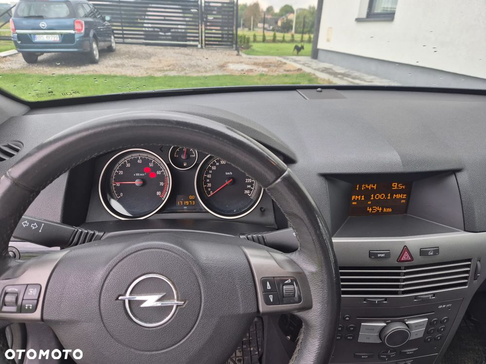 Opel Astra III 1.6 Elegance - 9