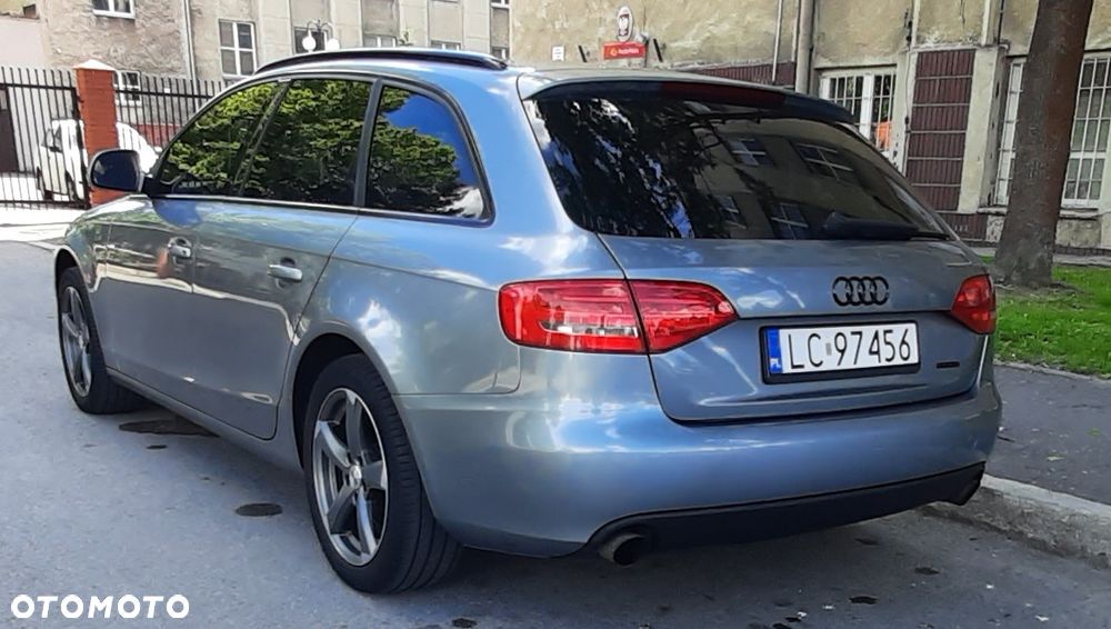Audi A4 Avant 2.0 TFSI Quattro - 17