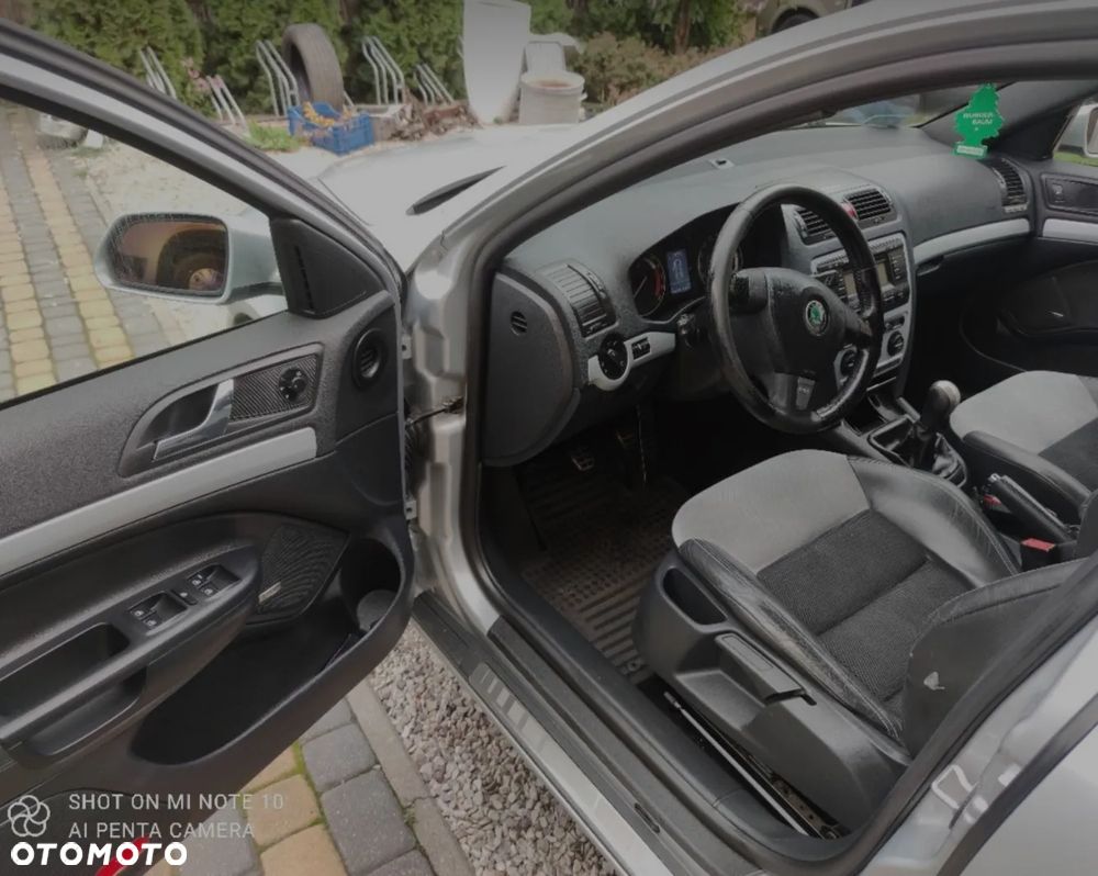 Skoda Octavia 2.0 TDI RS - 4