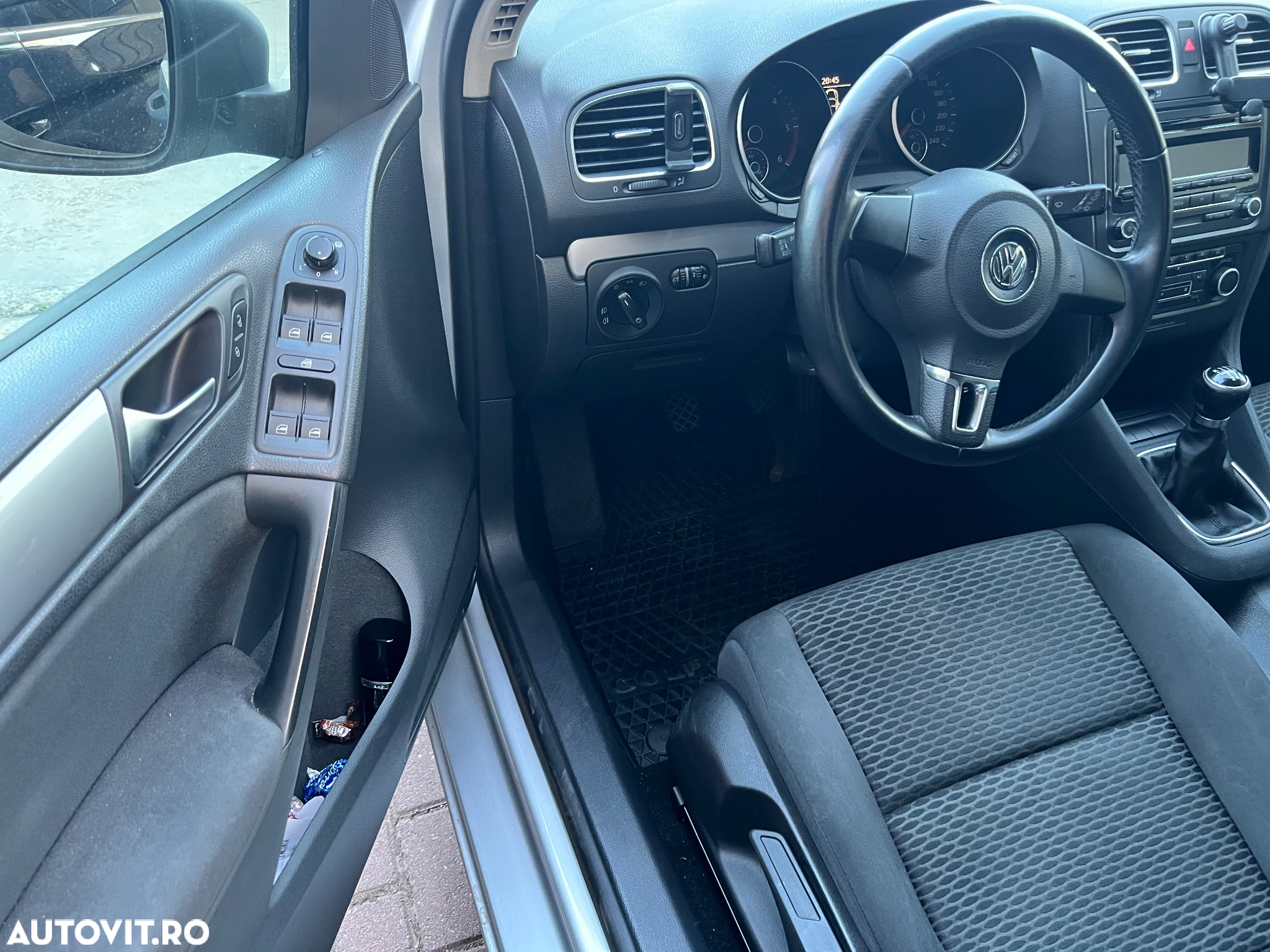 Volkswagen Golf 1.6 TDI DPF 4M BMT Comfortline - 7