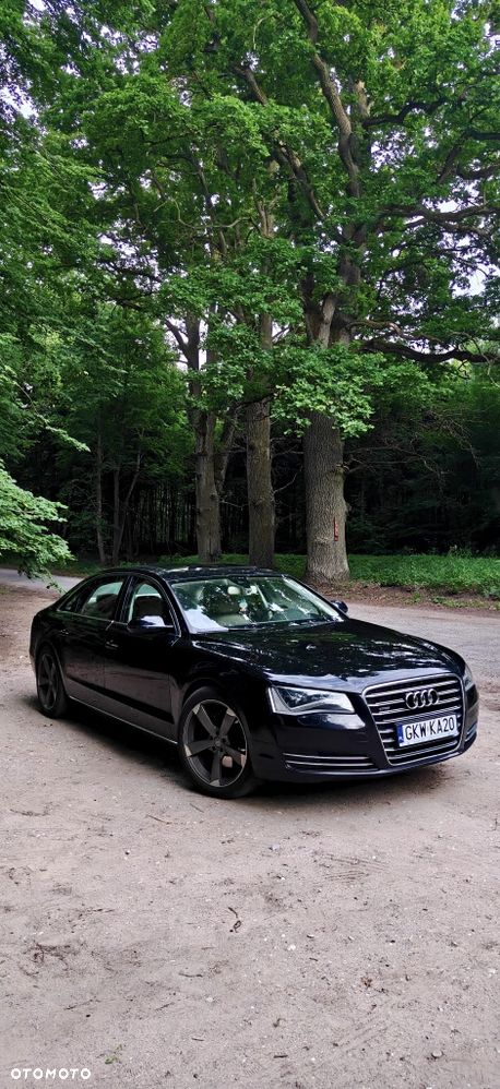 Audi A8 - 1