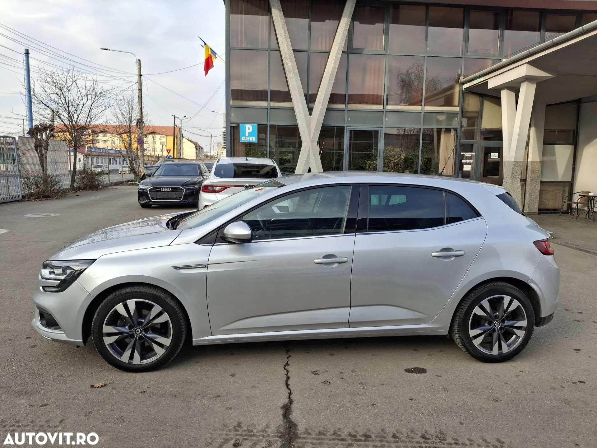 Renault Megane TCe 140 GPF EDC INTENS - 21