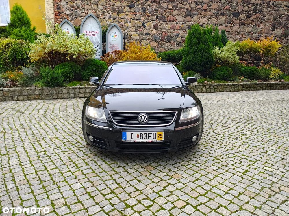 Volkswagen Phaeton - 36
