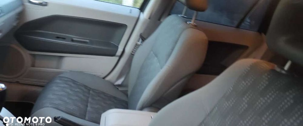Dodge Caliber - 7