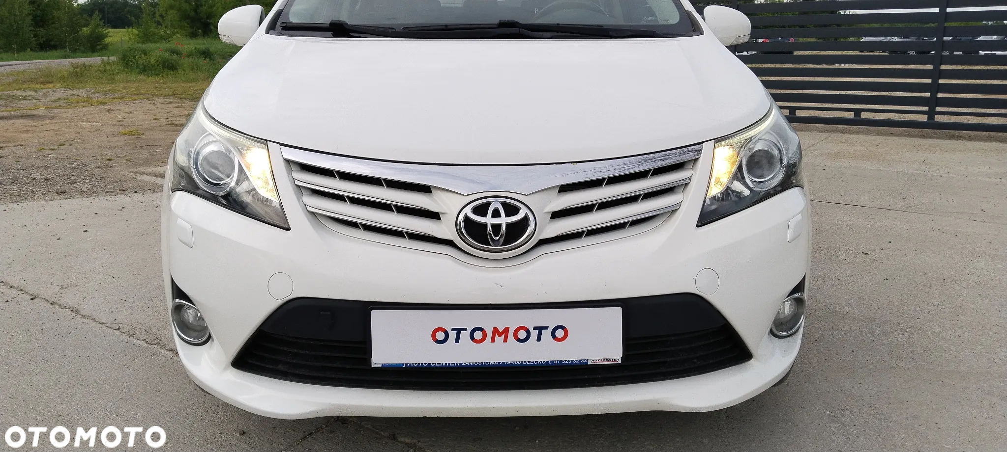 Toyota Avensis Combi 2.0 D-4D Edition - 11