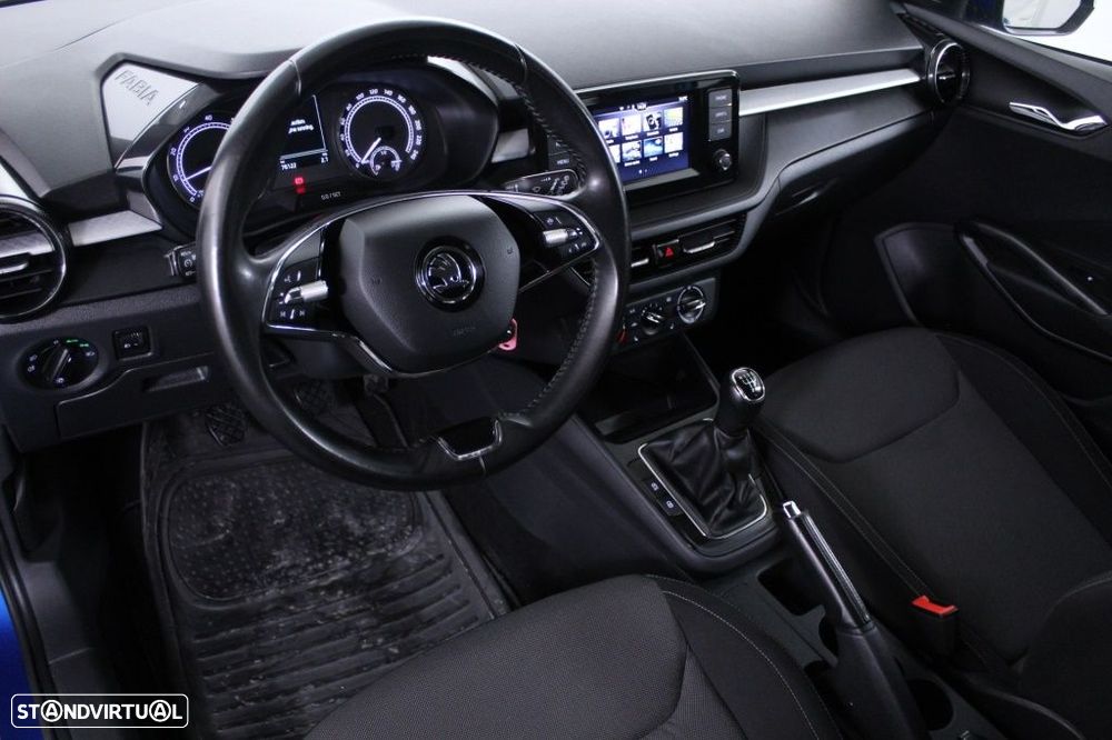 Skoda Fabia 1.0 MPI Selection - 32