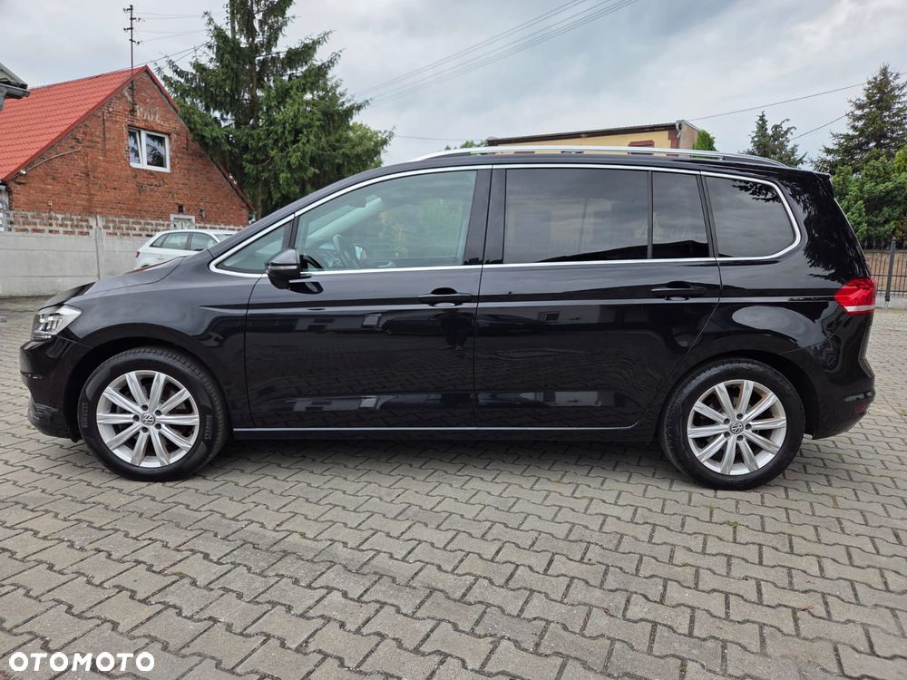 Volkswagen Touran - 8
