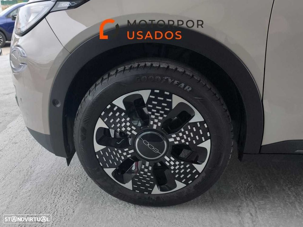 Fiat 600 1.2 Hybrid Icon - 11