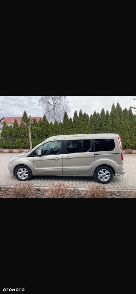 Ford Tourneo Connect Grand - 8