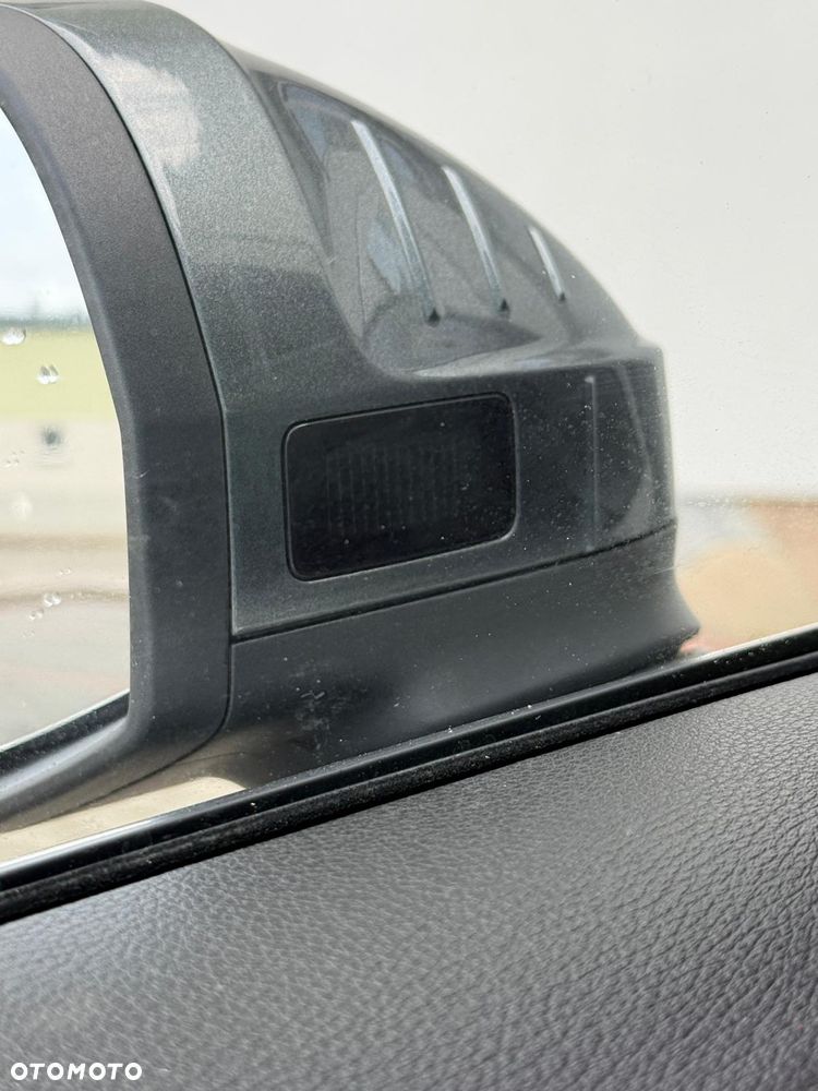 Audi A4 Avant 2.0 TDI S tronic sport - 29