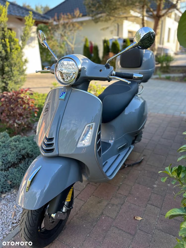 Vespa GTS - 1