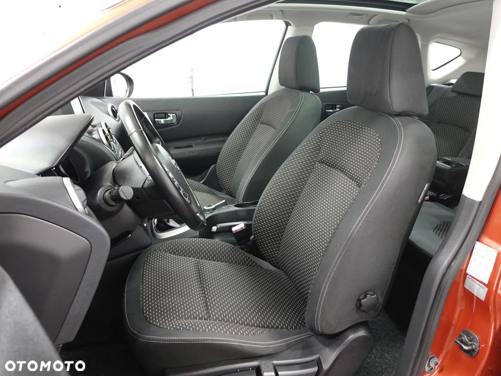 Nissan Qashqai 2.0 4 x 4 tekna - 21