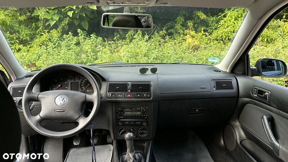 Volkswagen Golf - 19