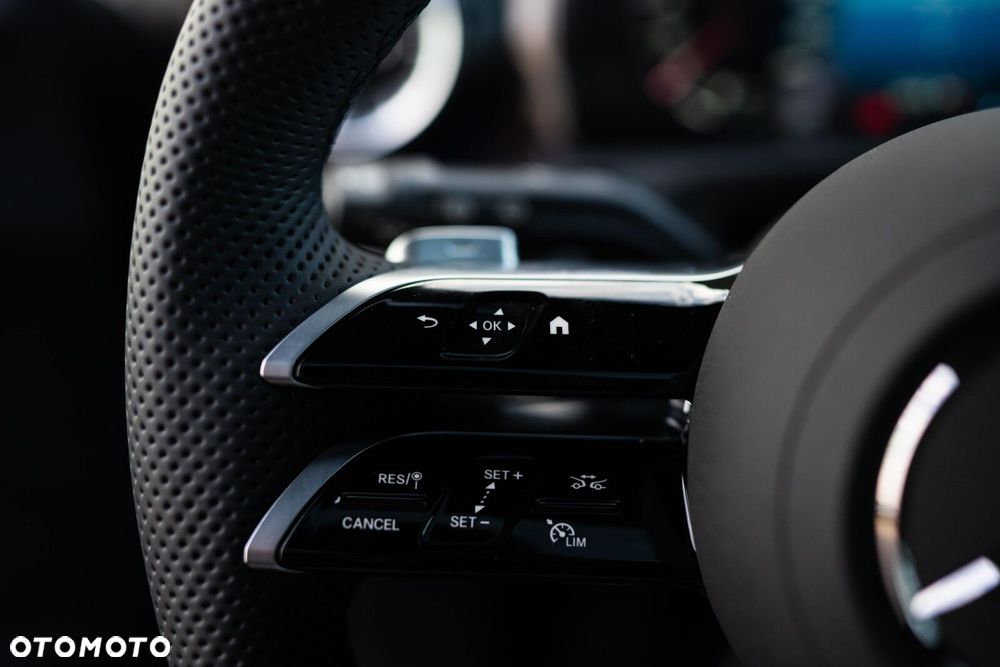 Mercedes-Benz CLA - 15