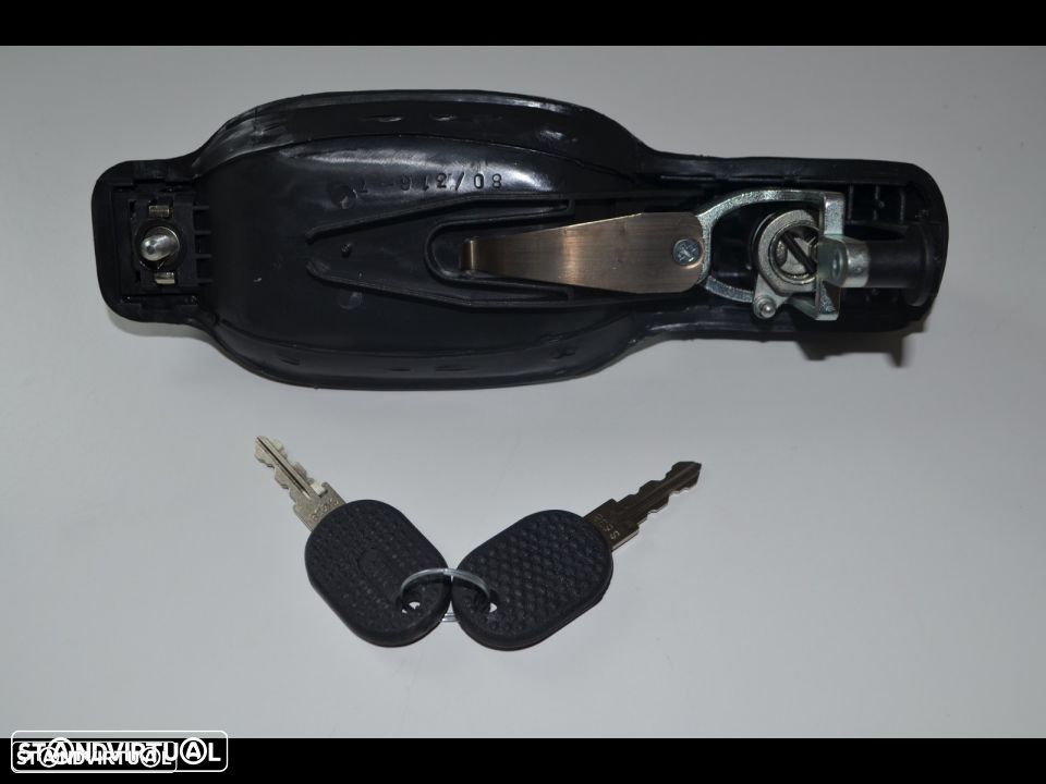 puxador/punho porta frente /lateral/tras iveco daily (novo) - 2