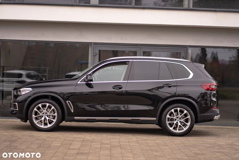 BMW X5 xDrive40i mHEV - 17