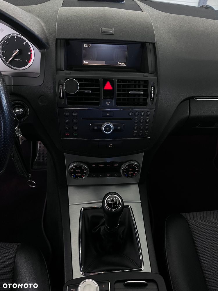 Mercedes-Benz Klasa C 220 CDI Avantgarde - 9