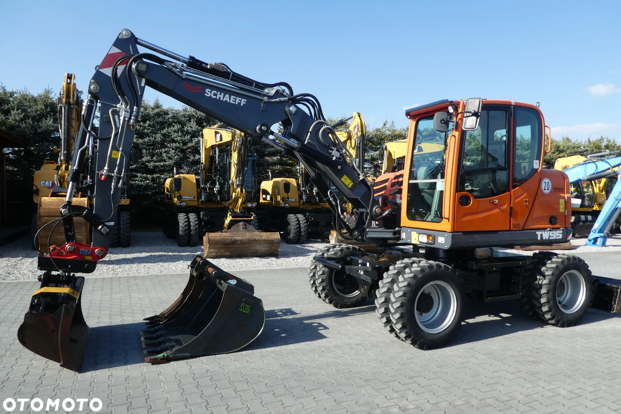 Schaeff TW 95 Z NIEMIEC TRZY ŁYZKI 2200 MTG - 28