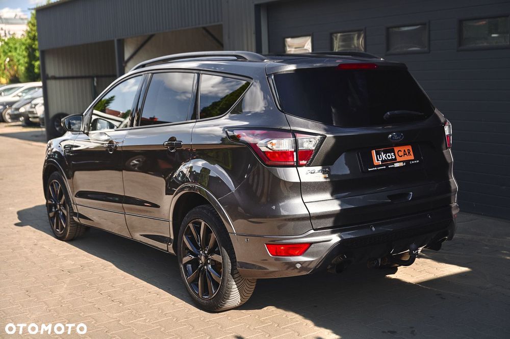 Ford Kuga - 32