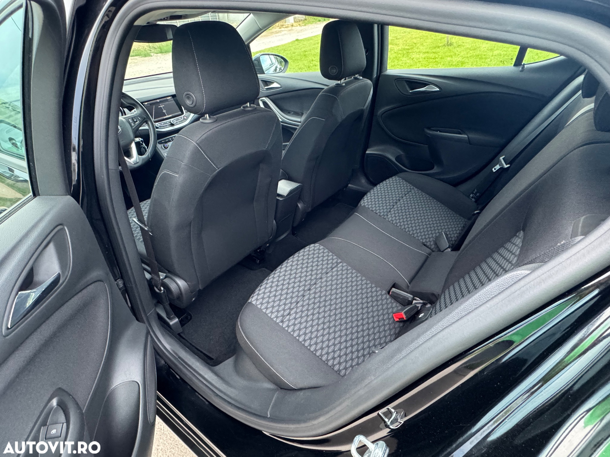 Opel Astra 1.6 CDTI ECOTEC Start/Stop Excite - 9