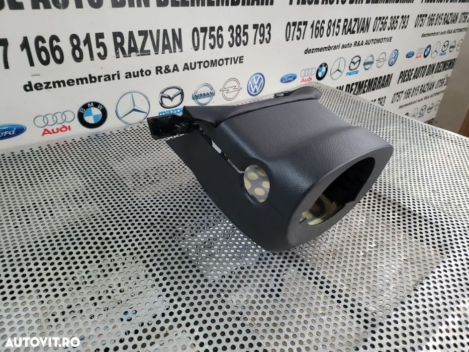 Cochilie Ornament Volan Vw Golf 6 VI Plus Volan Stanga An 2008-2013 Dezmembrez Vw Golf 6 Plus 1.4 - 2