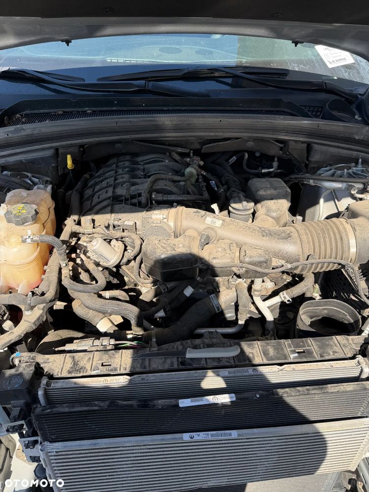 Jeep Grand Cherokee - 11