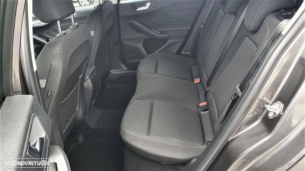 Ford Focus 1.0 EcoBoost MHEV Connected - 21