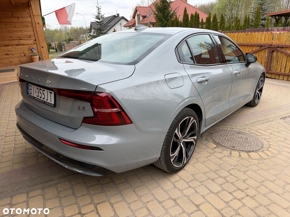 Audi A4 Limousine - 10