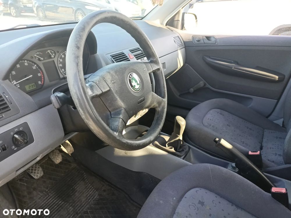 Skoda Fabia - 7