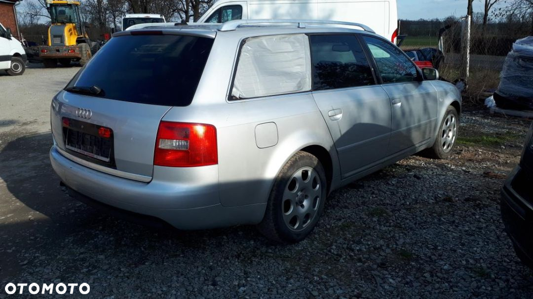 części do Audi A6 C5 lift kombi 2.5 tdi 120kW BDG srebrna LY7W - 4