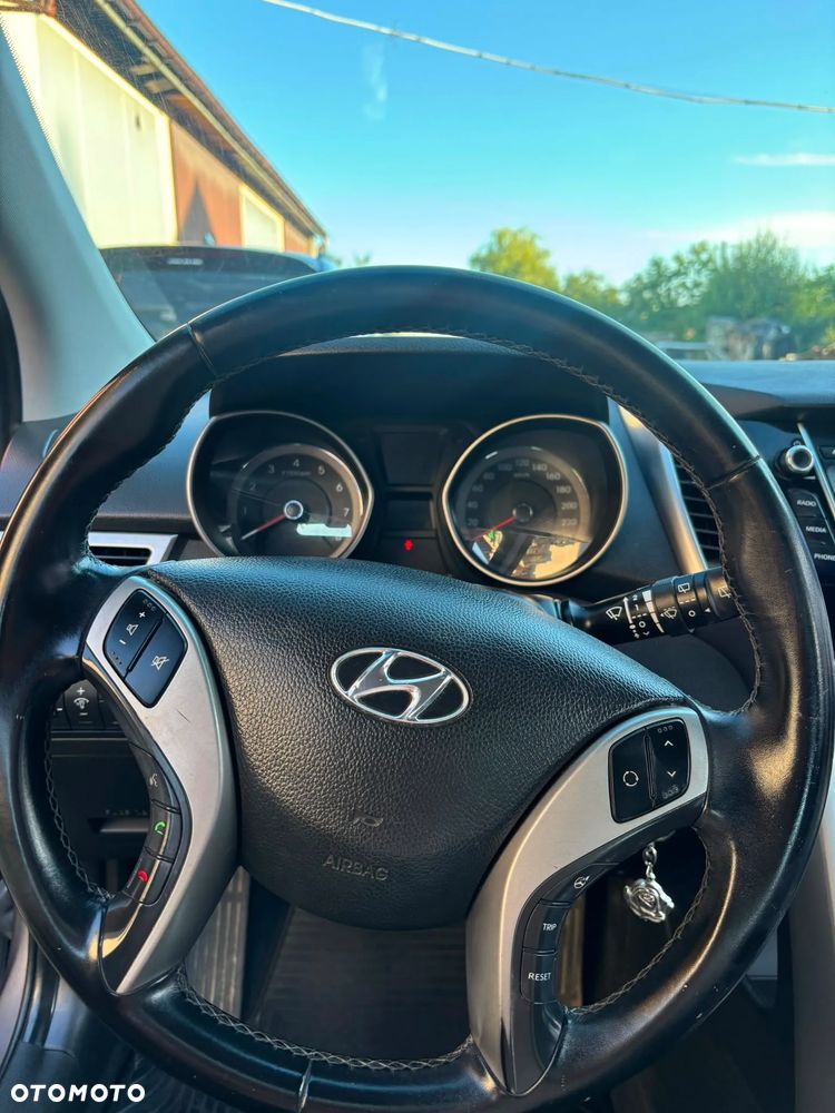 Hyundai i30 1.4 Comfort - 10