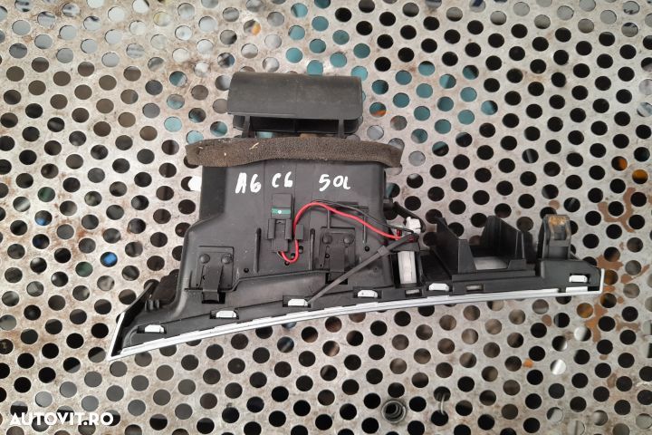 Grila ventilatie bord stanga Audi A6 - 1