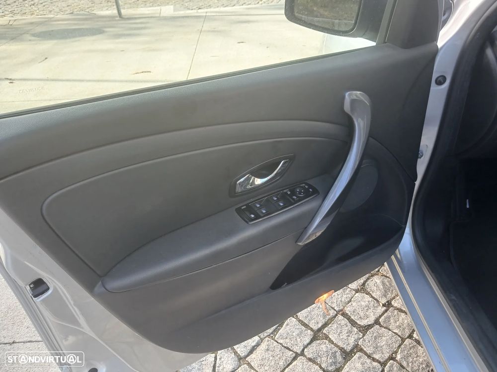 Renault Mégane Sport Tourer 1.5 dCi GT Line EDC J18 — fotografia 33