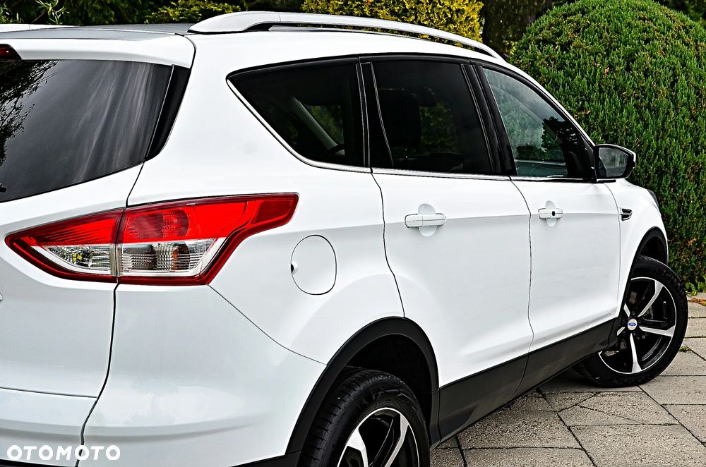 Ford Kuga 2.0 TDCi 4x4 SYNC - 17