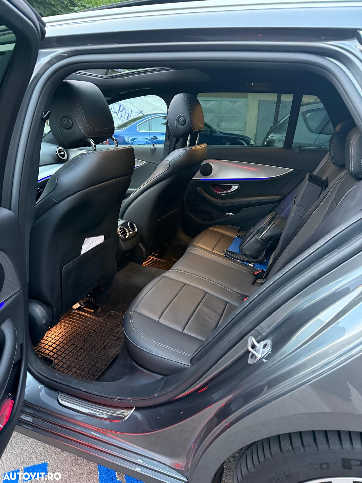 Mercedes-Benz E 300 de 4Matic T 9G-TRONIC Avantgarde - 8