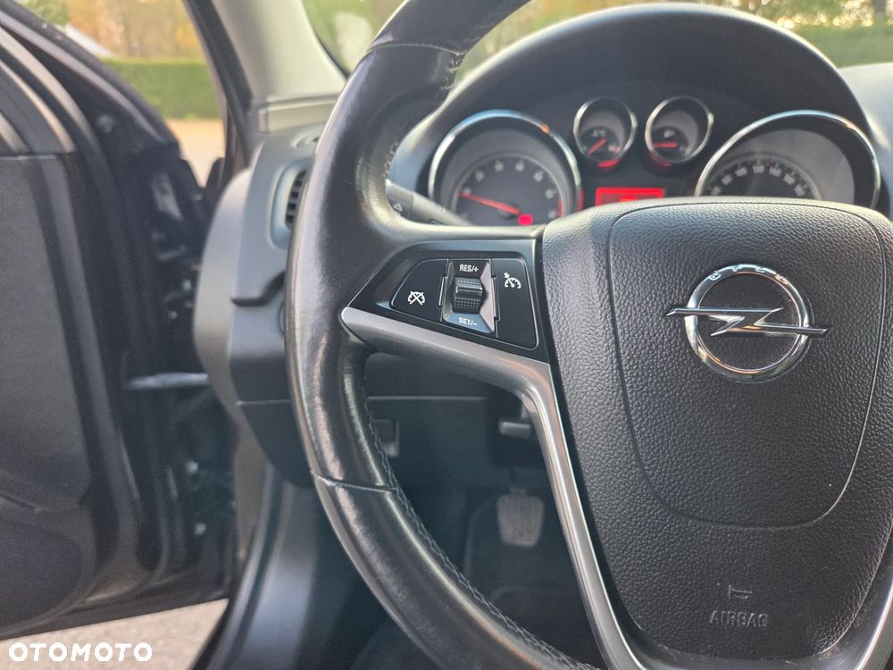 Opel Insignia 1.4 T Edition S&S - 19