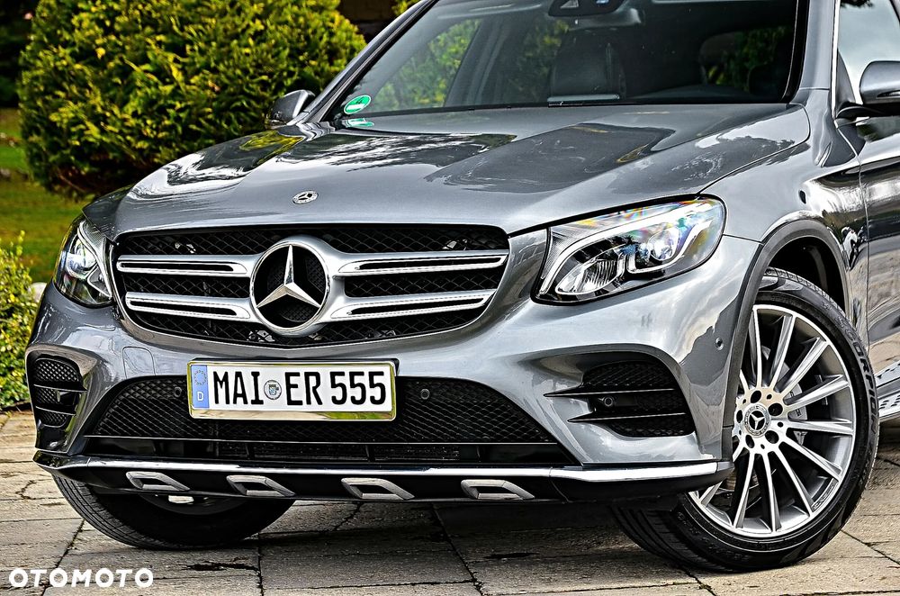 Mercedes-Benz GLC 250 4Matic 9G-TRONIC AMG Line - 5