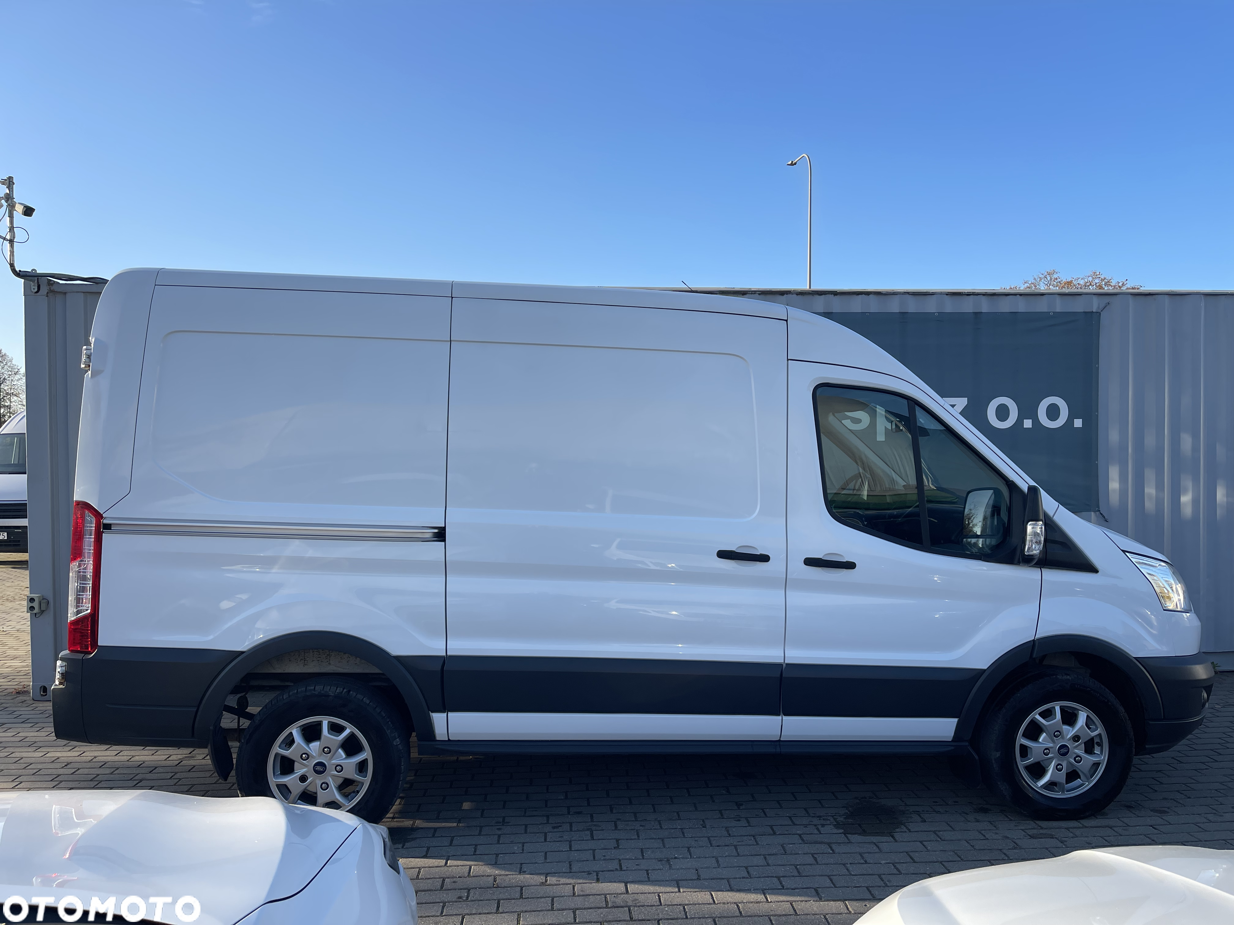 Ford Transit 350 L2H2 4x4 5-drzwi WEBASTO Kamera - 11