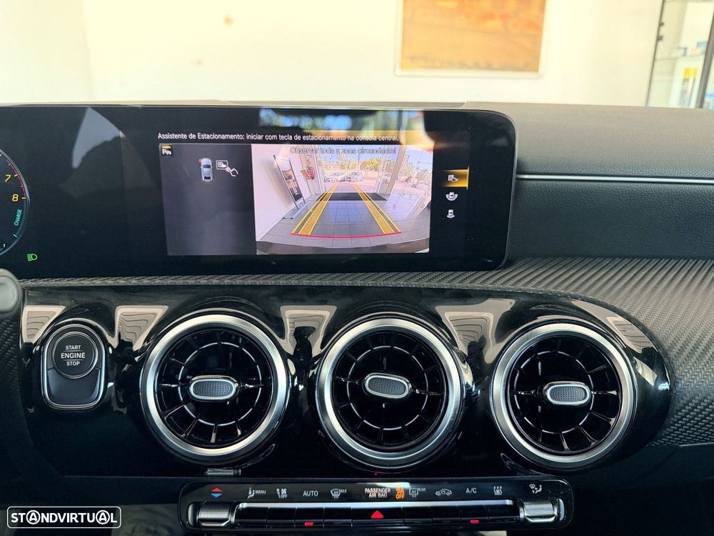 Mercedes-Benz A 250 - 31