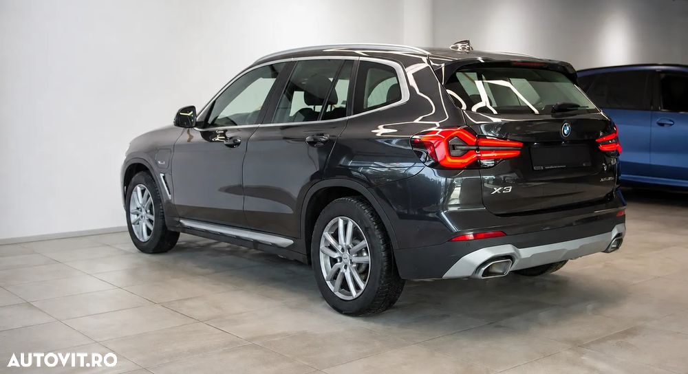BMW X3 - 32