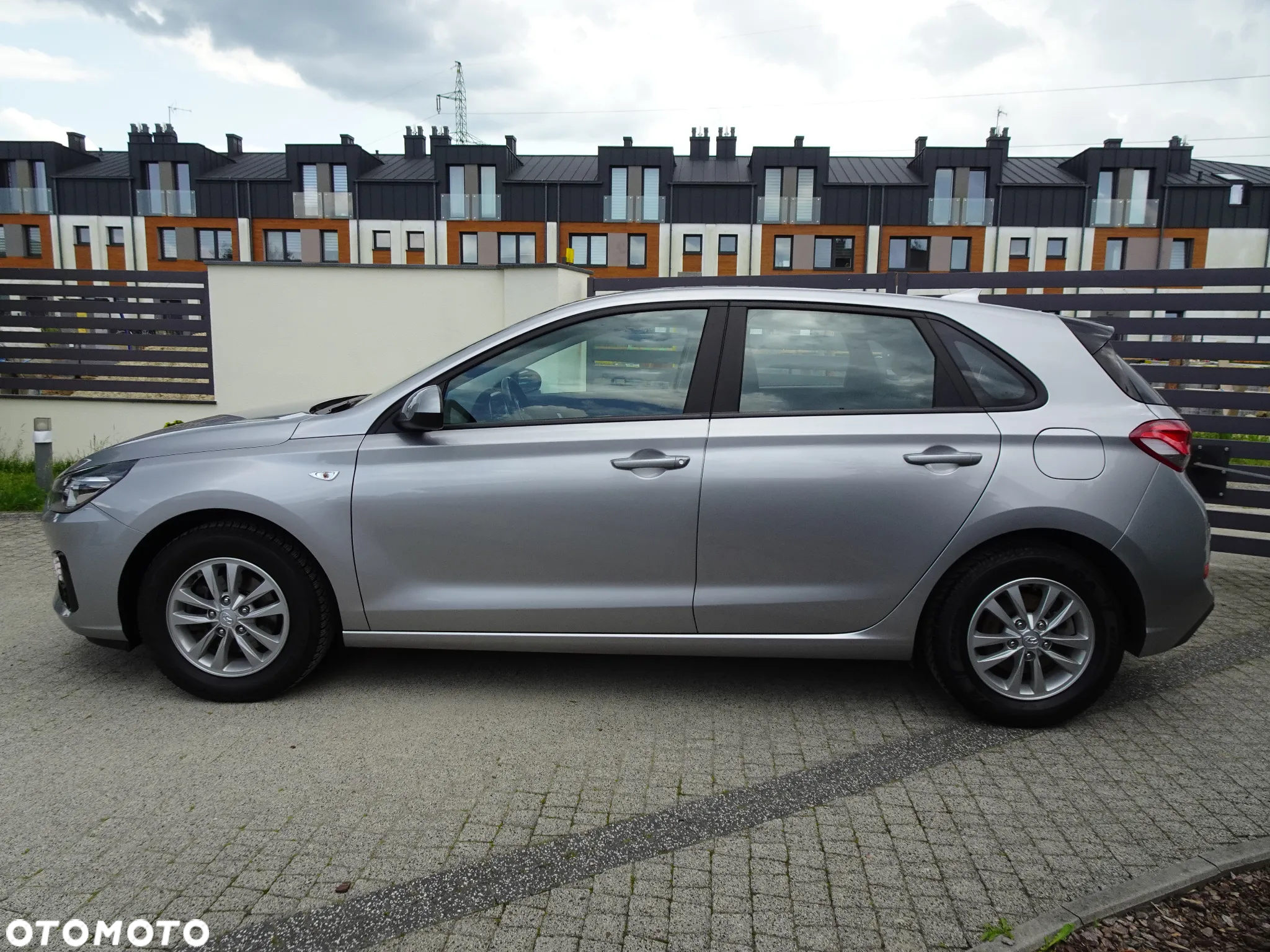 Hyundai i30 1.5 DPI Classic + - 3