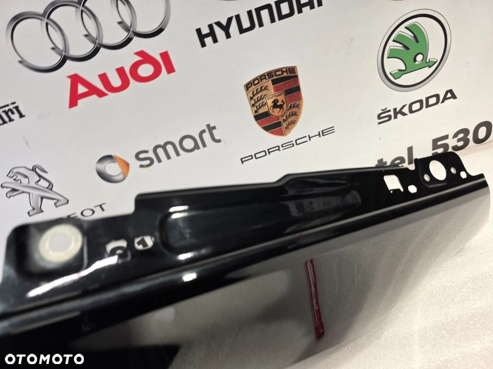 AUDI A4 B9 8W0 14- ŁADNY PRAWY BŁOTNIK PRZEDNI PRZÓD KOLOR CZARNY NIEMETALIK NR AUKCJI BŁ334 - 16