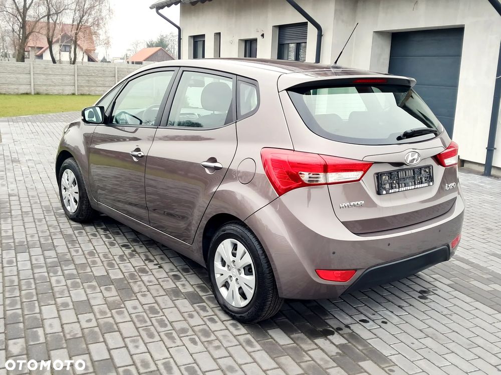 Hyundai ix20 1.4 blue - 8