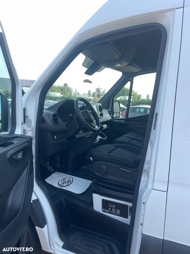 Mercedes-Benz Sprinter 319CDI  LUNG - 22