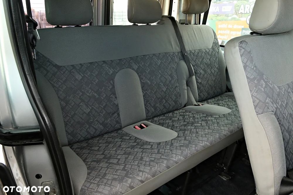 Opel Vivaro - 35
